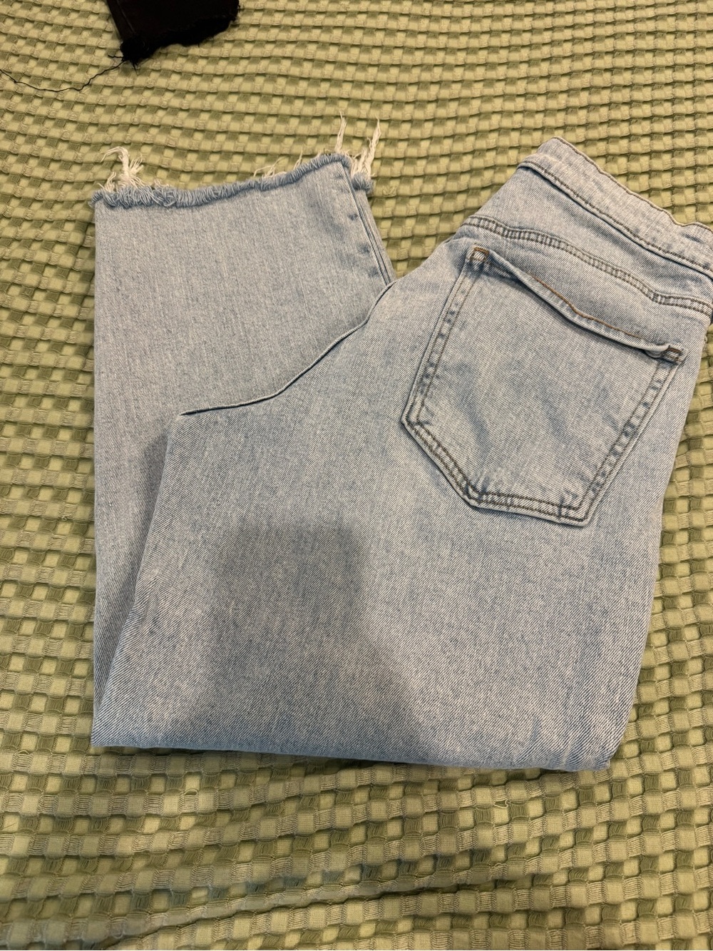 Old Navy Light Wash Cropped Straight Jeans with Frayed Hem
